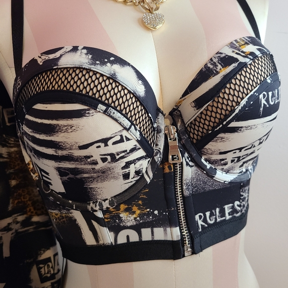 NWT Victoria's Secret X Balmain 2017 Fashion Show 3pc Set! 34D/med 🖤 - Picture 3 of 13